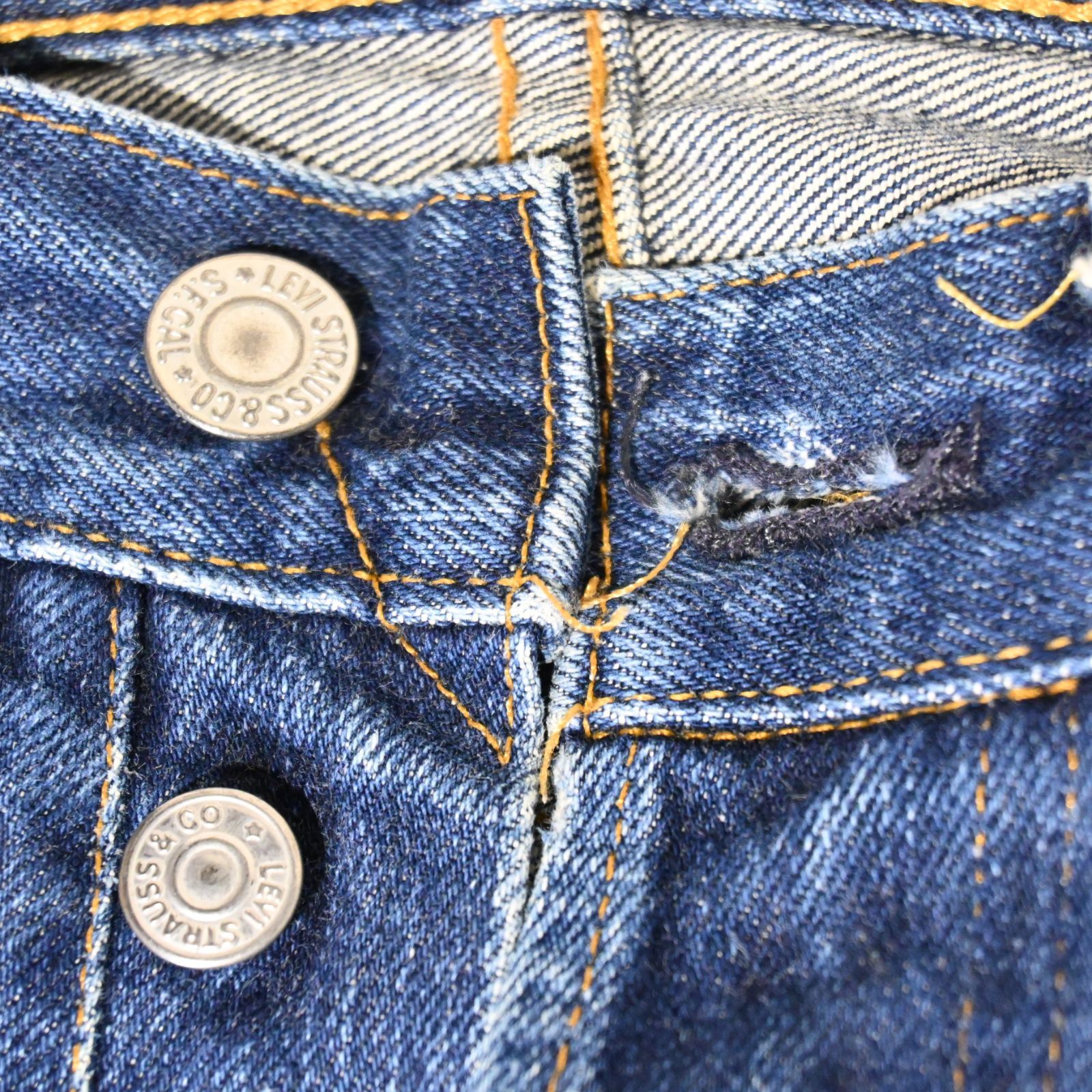 ○ リーバイス ヴィンテージデニム Levi