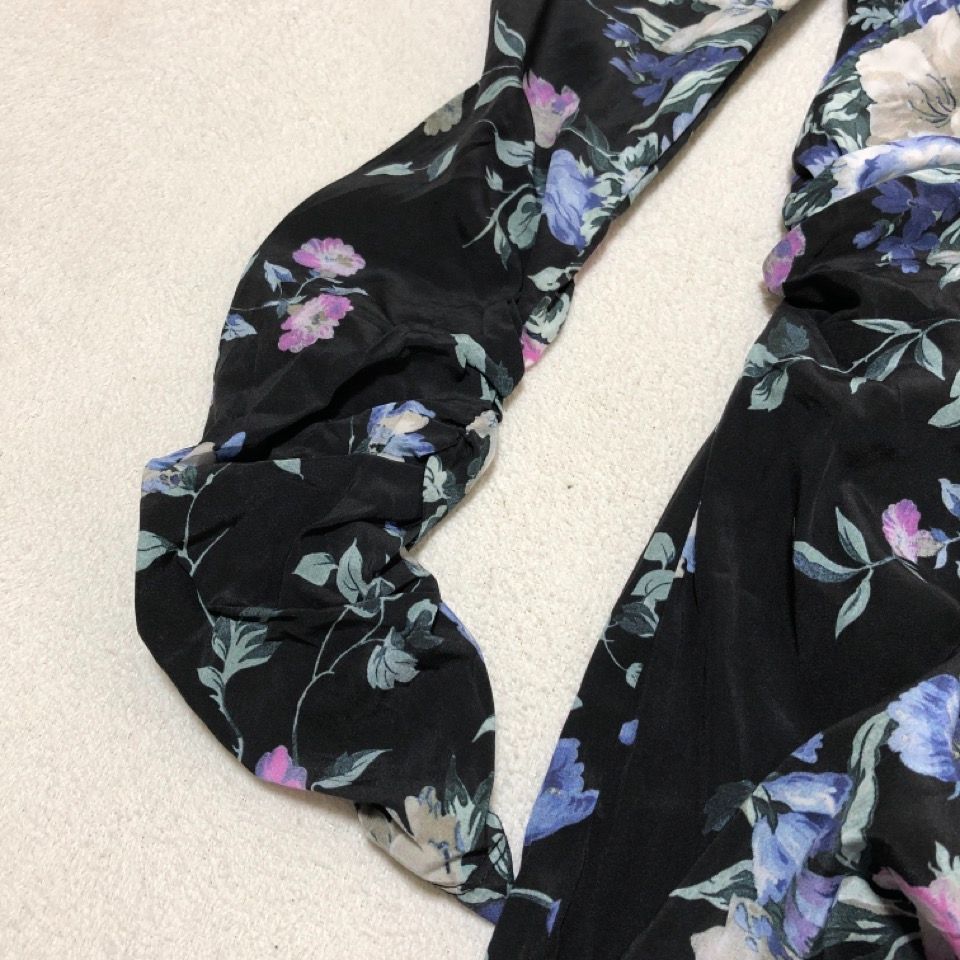 花柄 長袖ロングワンピース