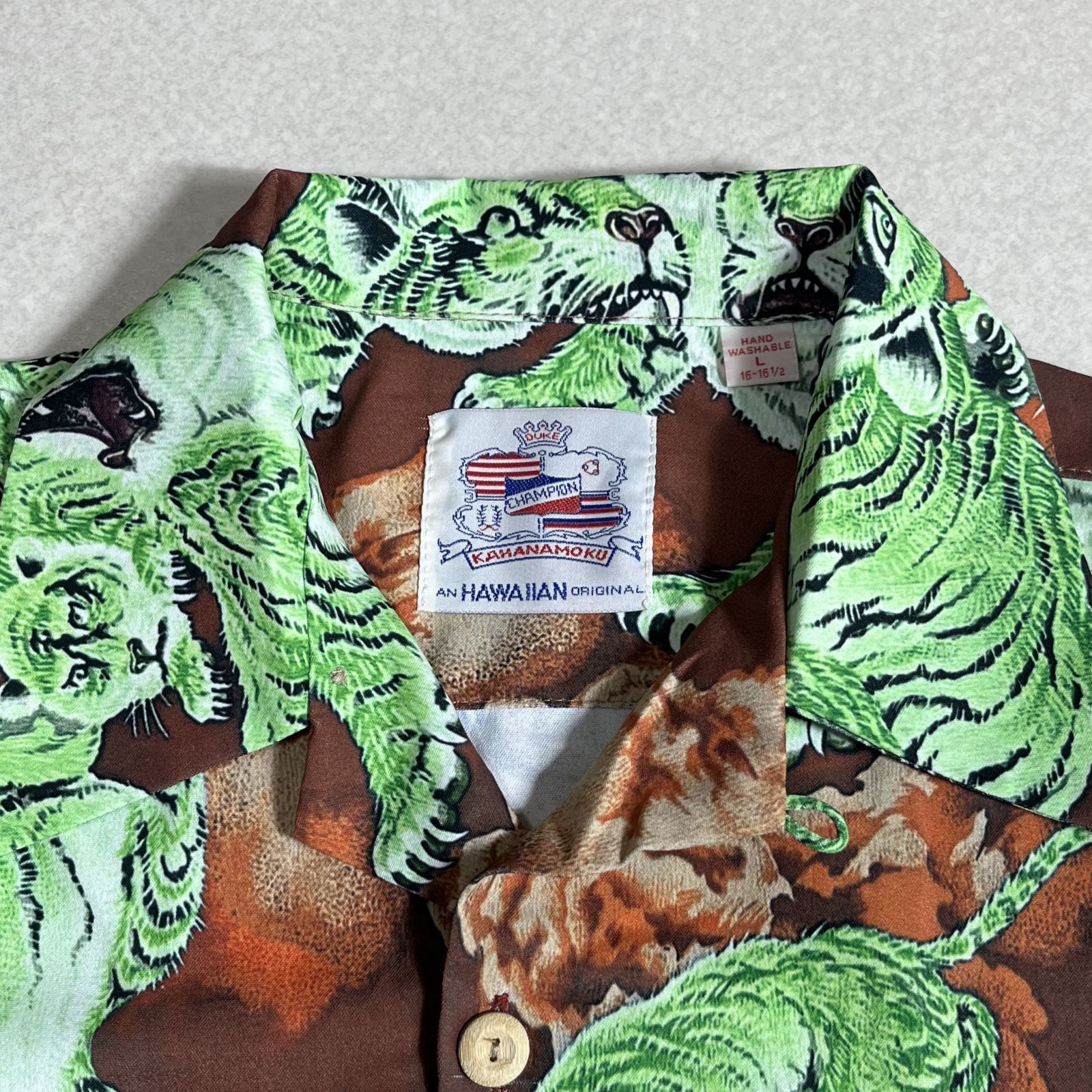 DUKE KAHANAMOKU アロハシャツ 百虎 Lサイズ - メルカリ