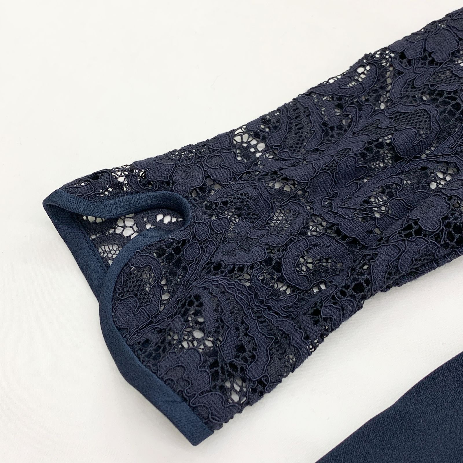 9/26.27限定値下げ】マメクロゴウチ レーススリーブシャツNAVY 1 9