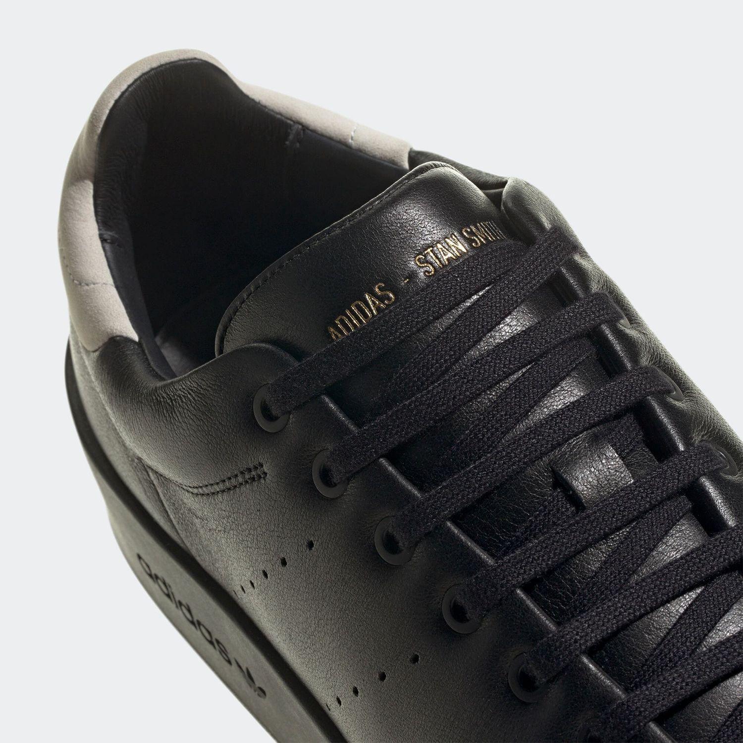 アディダス] スタンスミス リコン [STAN SMITH RECON] コアブラック 