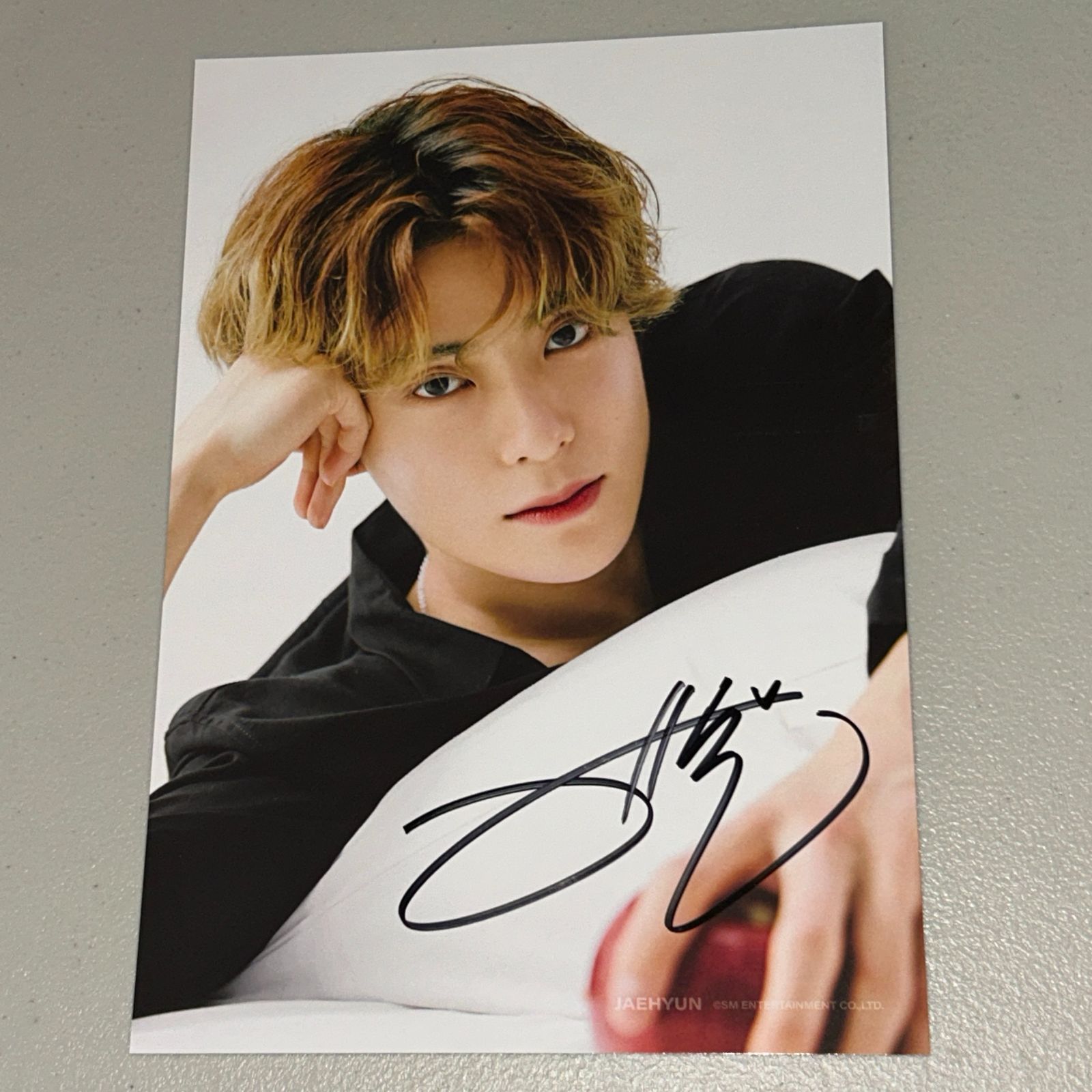 nct127 ジェヒョン 直筆サインポスター ジェヒョン(NCT127) 直筆サイン 2021シーグリ A4ポスター - メルカリ