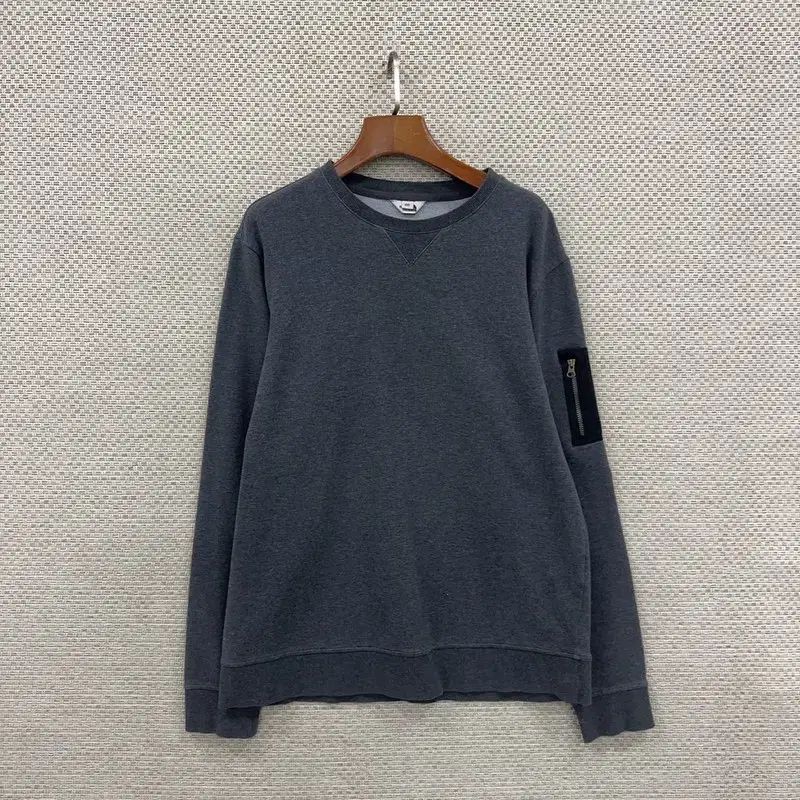 THE NORTH FACE(ザノースフェイス) アウトドア パーカー スウェットシャツ 100 S07525