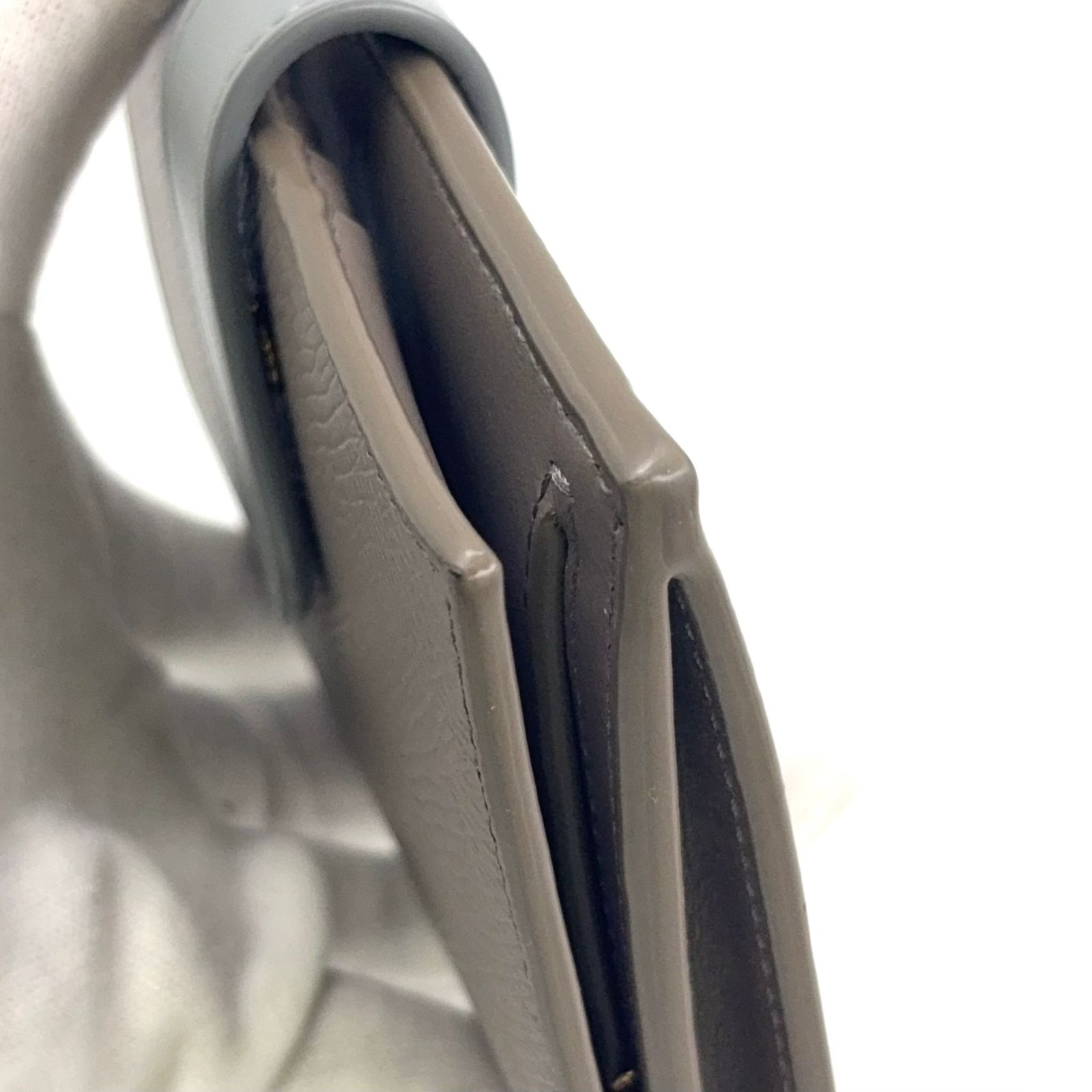 ミディアムストラップウォレット レザー