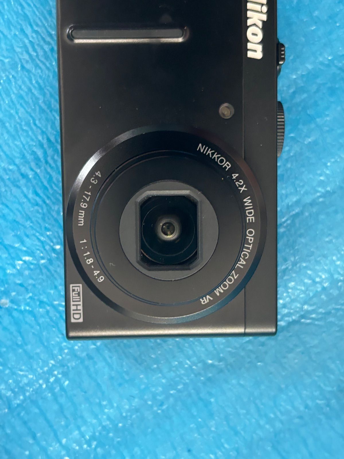 NIKON
