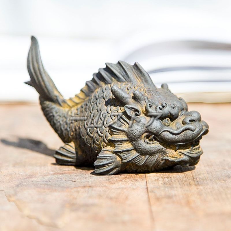 躍龍門 竜魚 デスクトップ 茶寵 マスコット 書卓 装飾品 工芸品 置物 魚化龍 鯉躍龍門 竜魚手把 置物 オブジェ 装飾品 工芸品 美術品