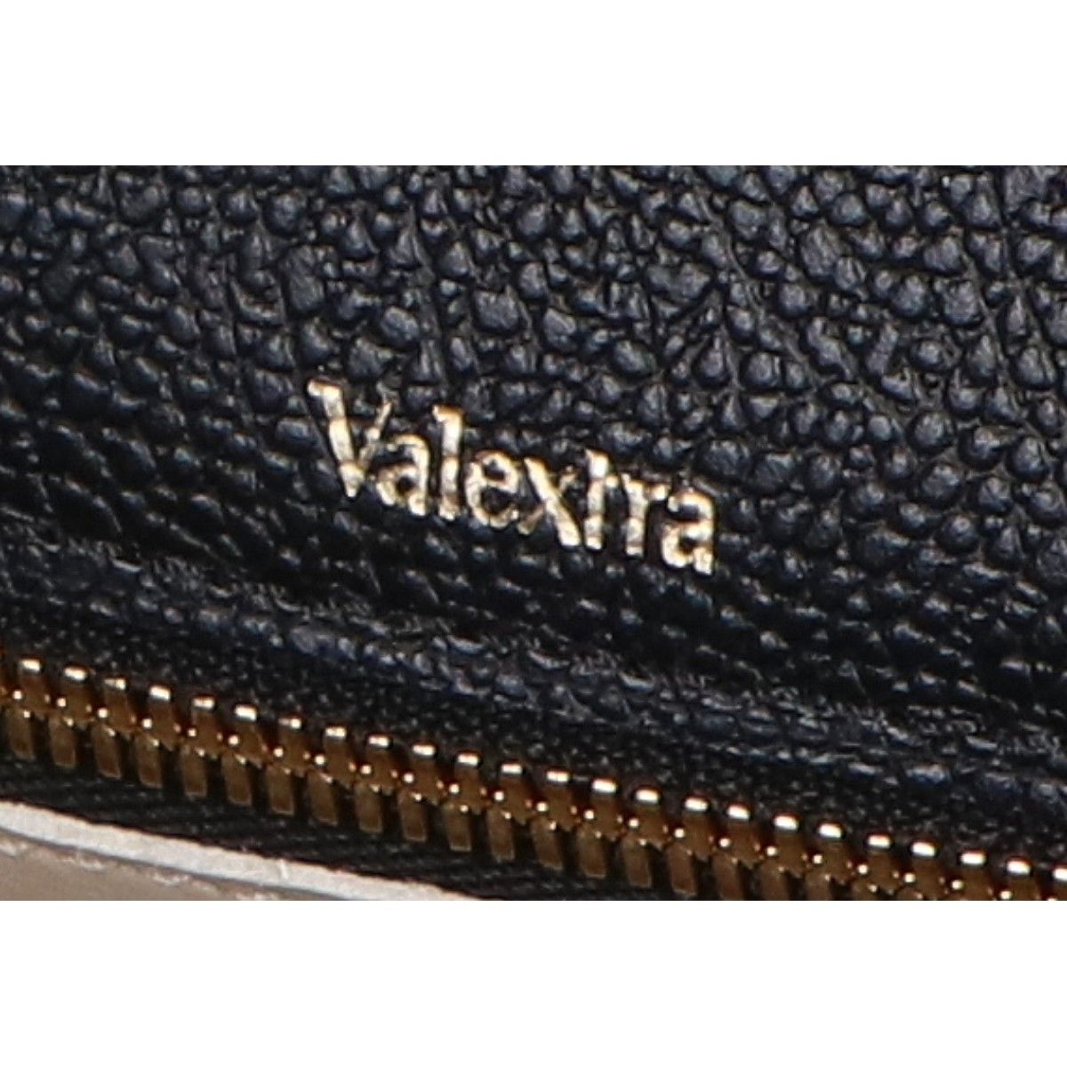 Valextra ヴァレクストラ 美品 ソフトカーフスキン ミディアム