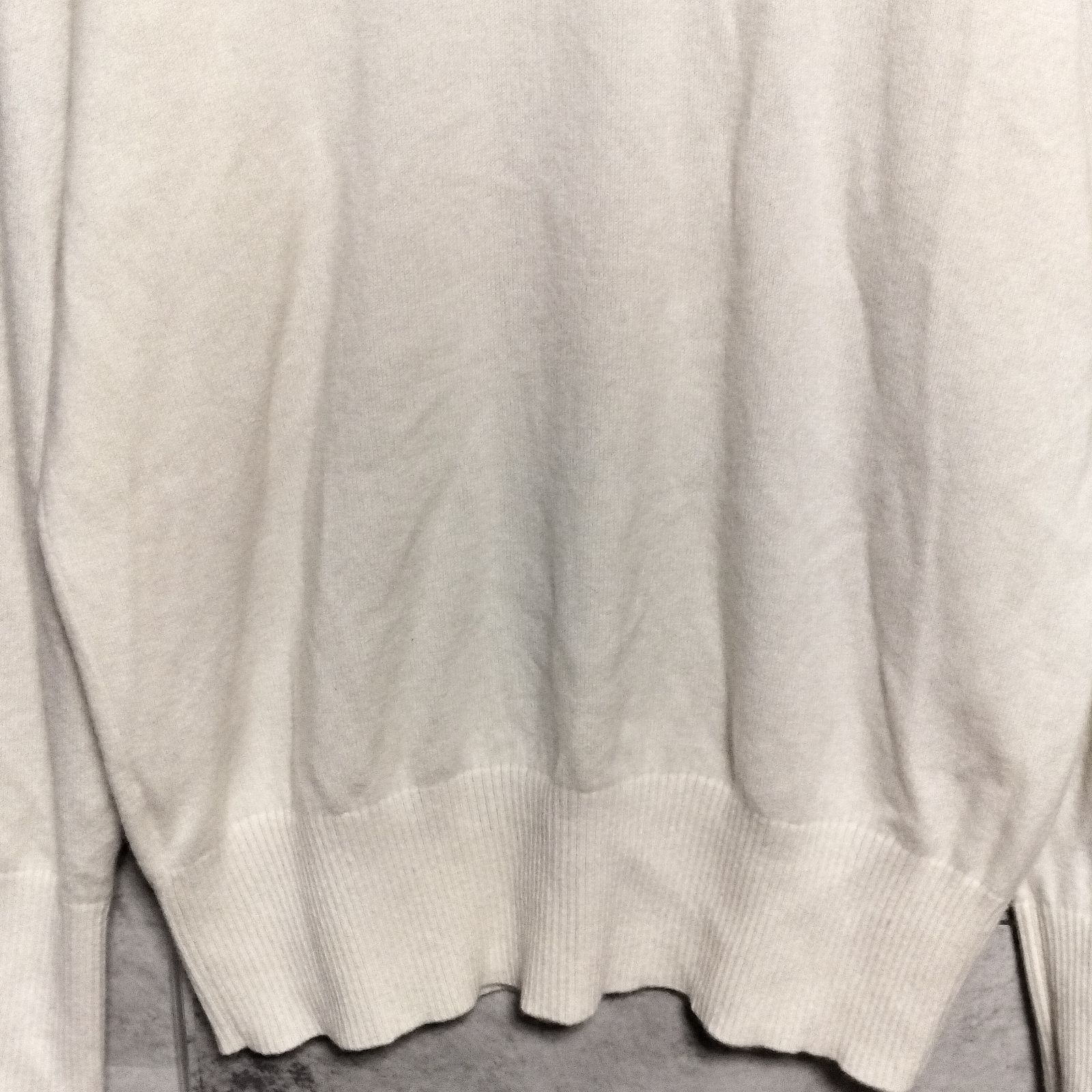 美品】UNIQLO カシミヤクルーネックセーター XLサイズ オフホワイト