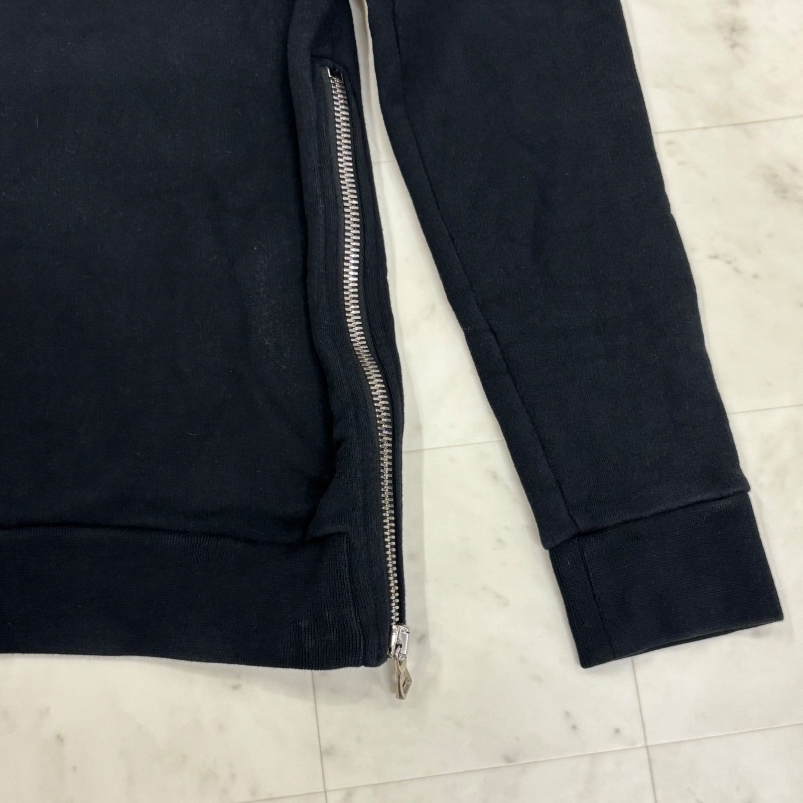 サイドジップ ブラックサイズM