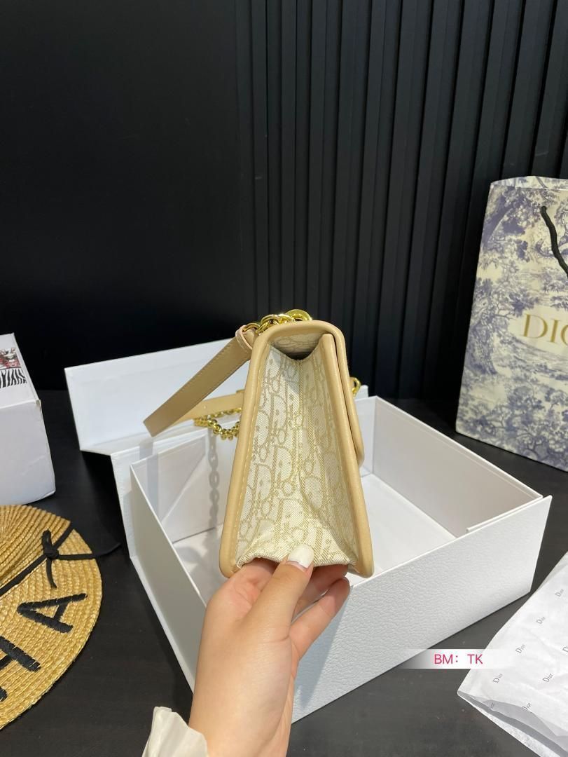 美品 DIOR チェーンショルダーバッグ - メルカリ