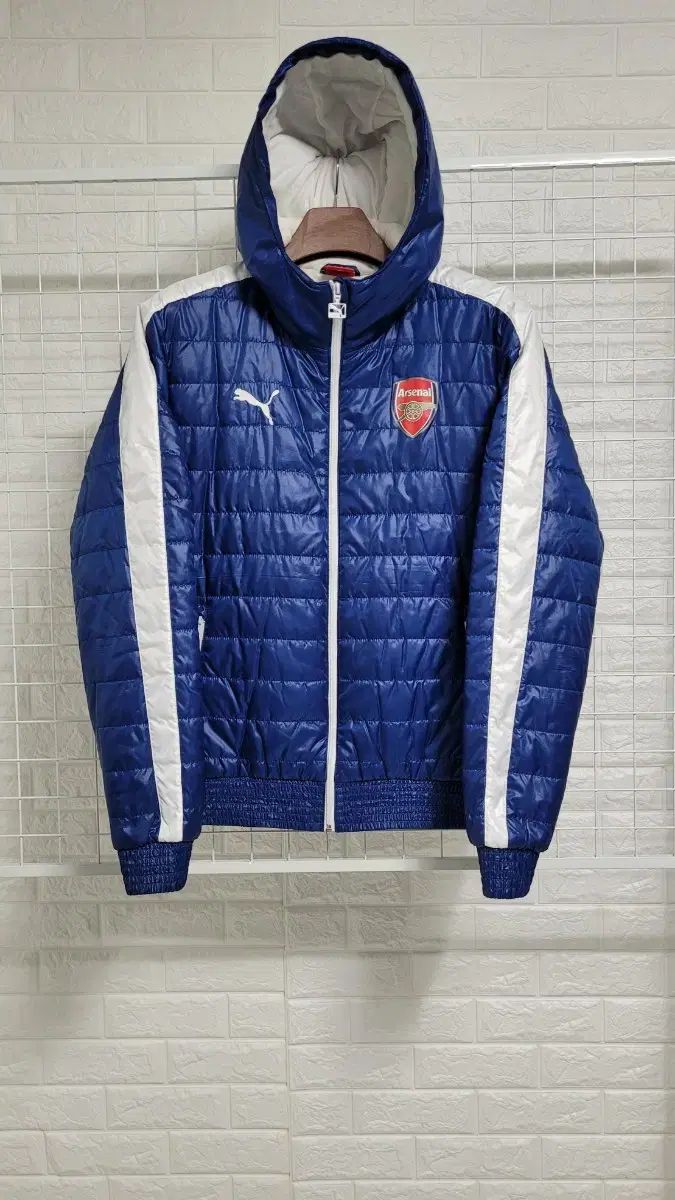 M ー 100 PUMA PUMA(プーマ) ディープブルー フットボールフットサル アーセナルマーキング パッド入りパッド入りジャケット L