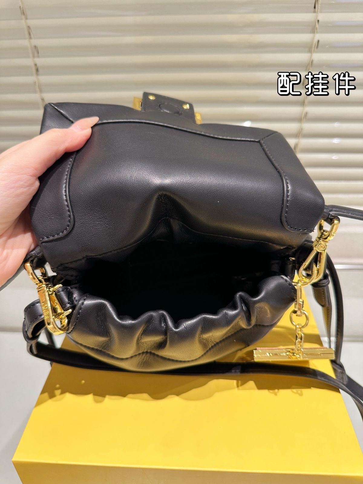 今日特価】Fendi New Baguette Bag（フェンディ ニュー バゲット