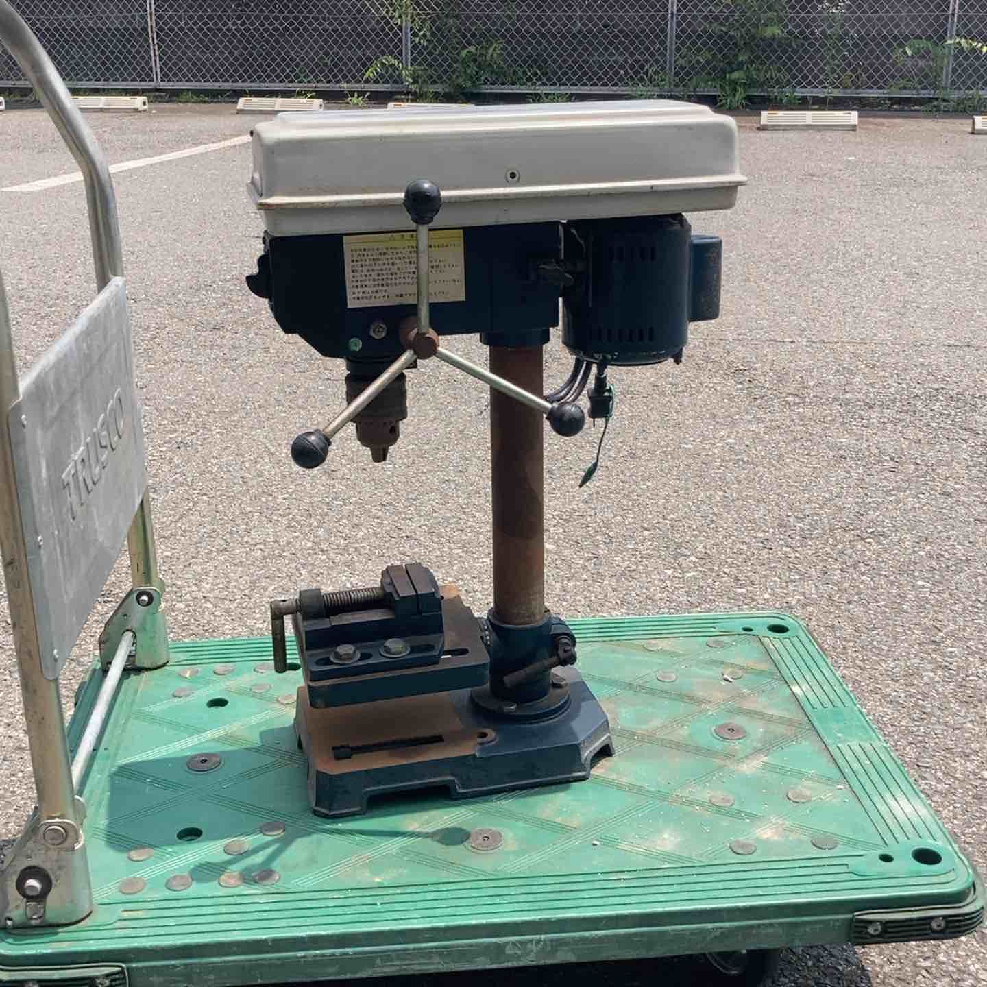 ナカトミ産業 Tool 卓上ボール盤　DP-180　中古　リサイクルショップ宮崎屋住吉店25.1.28 ナカトミ産業 兵庫県発 卓上ボール盤 DP-180 HOMETOOL HOMETool 卓上