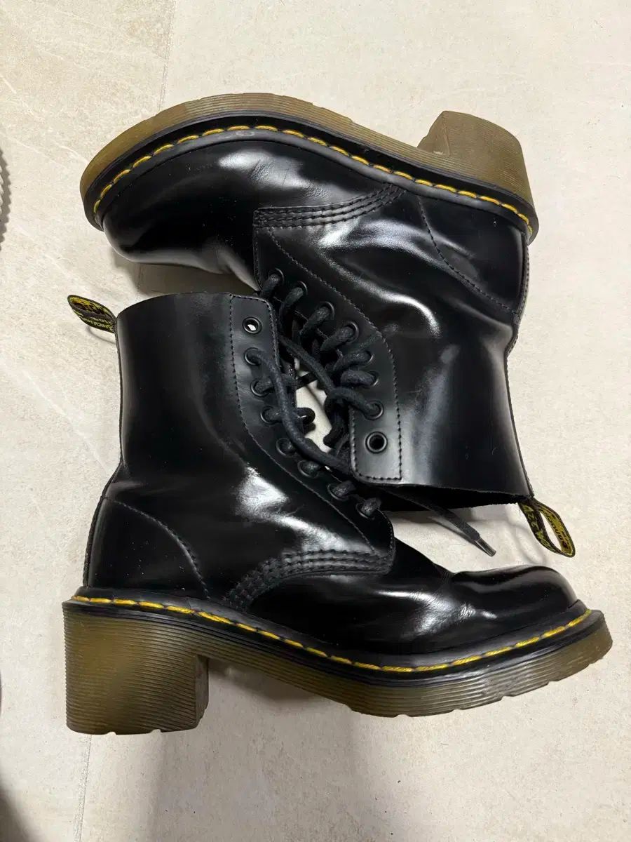 ドクターマーチン ウォーカーブーツ