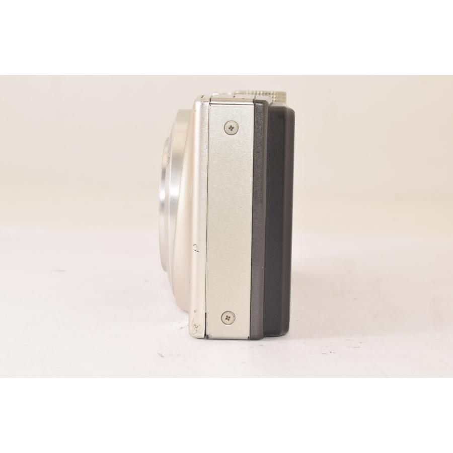 Nikon COOLPIX S8200 コンパクトデジタルカメラ　ジャンク ☆ジャンク品☆ Nikon ニコン COOLPIX S8200 シルバー コンパクト