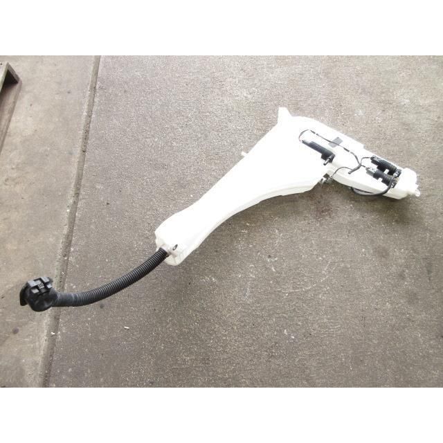 2013年 BMW X3 F25 LDA-WY20 ウォッシャータンク モーター付 18385611 195788 4654