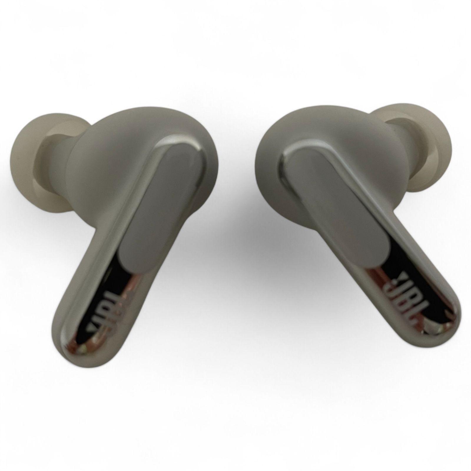 ジェイビーエルJBL ワイヤレスイヤホン LIVE BEAM 3 スマート充電ケース ハイブリッド ノイズキャンセリング 720-2505