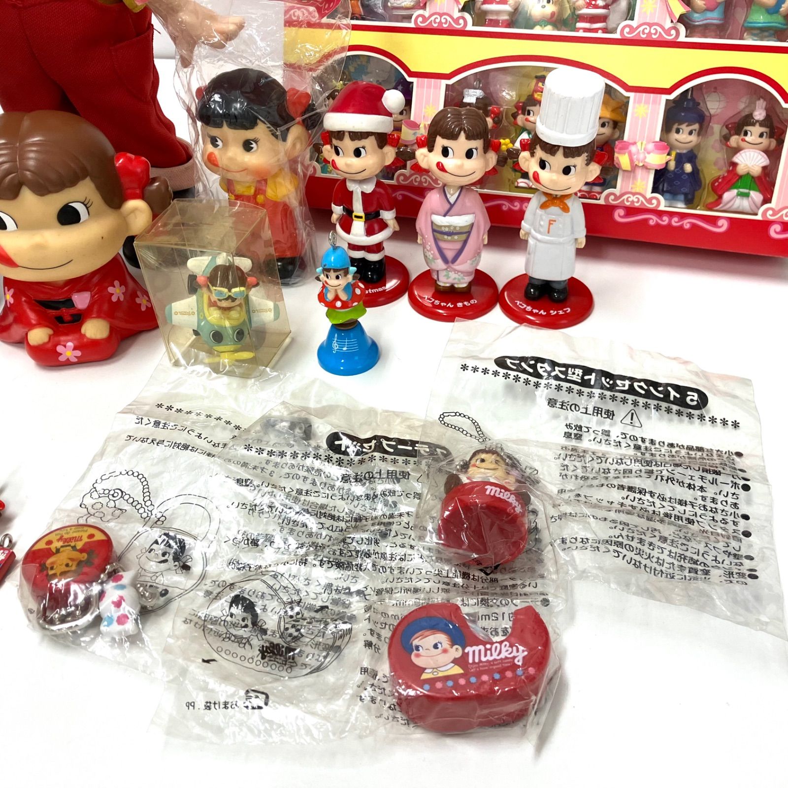 758113】 不二家 ペコちゃん ポコちゃん グッズ 18個 まとめ売り 美品・新品あり - メルカリ