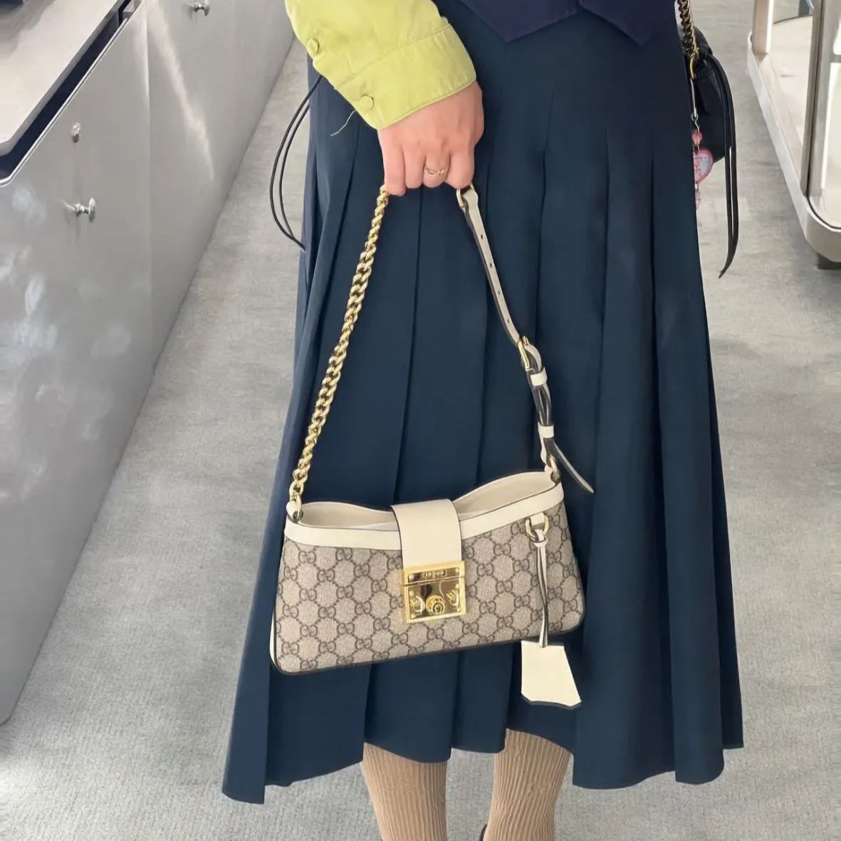 新品未使用 Gucci padlock hobo  ショルダーバッグハンドバッグショルダーバッグ