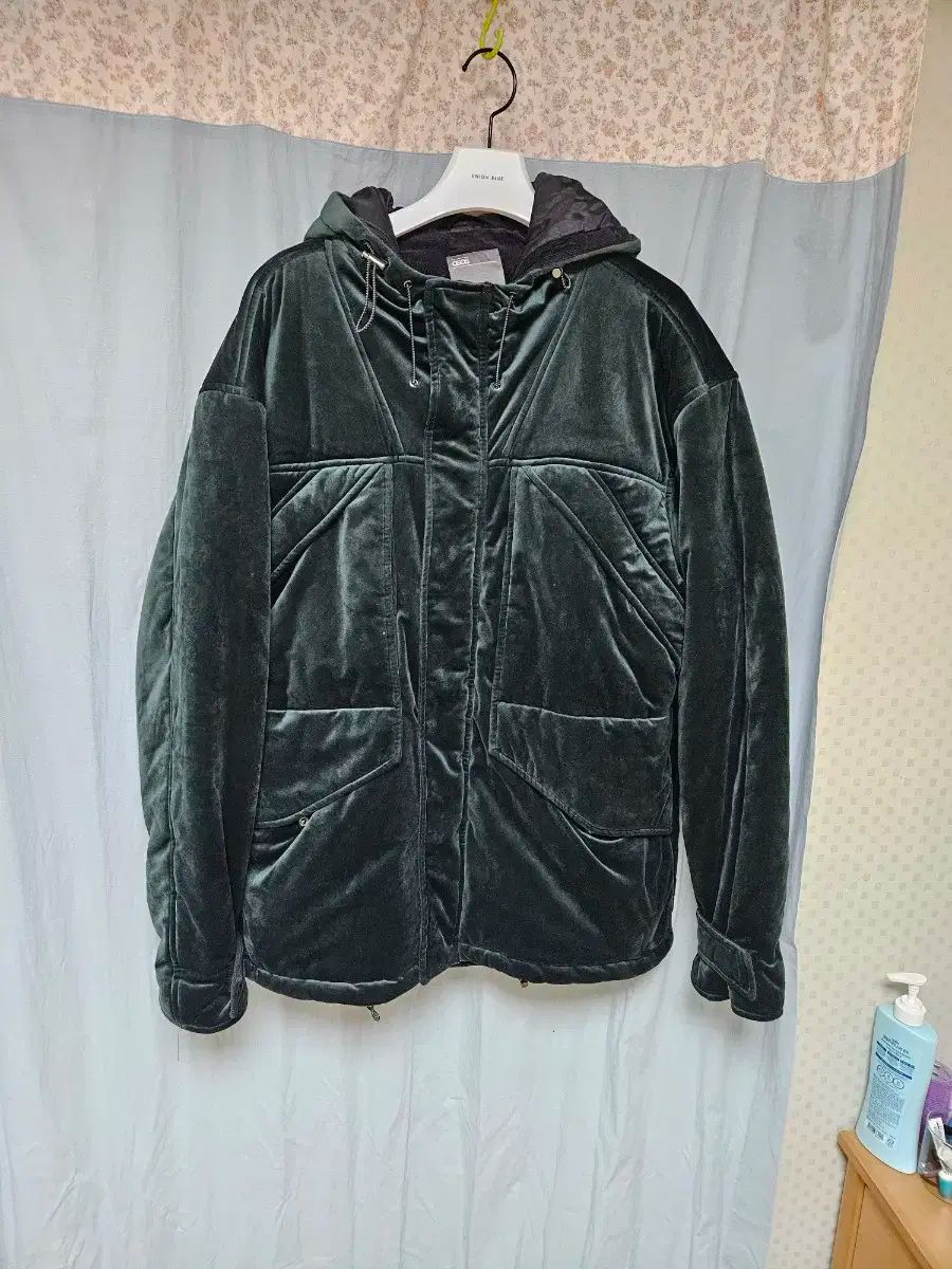 【雷市場（ポンジャン）商品韓国直送】 asos ベロア ダウンジャケット xl