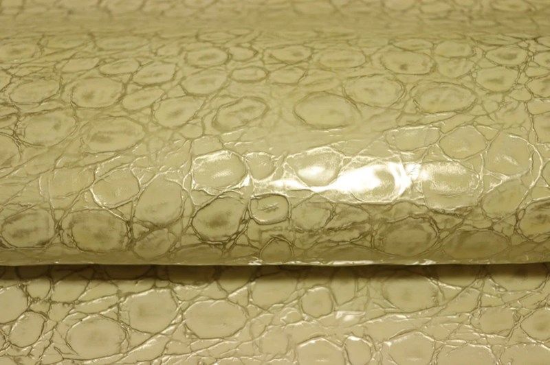 パールホワイト 78ds クロム革 牛革 国産 レザー カメ型押し 半裁 一枚革 レザークラフト 革 皮 本革 diy 生地 材料
