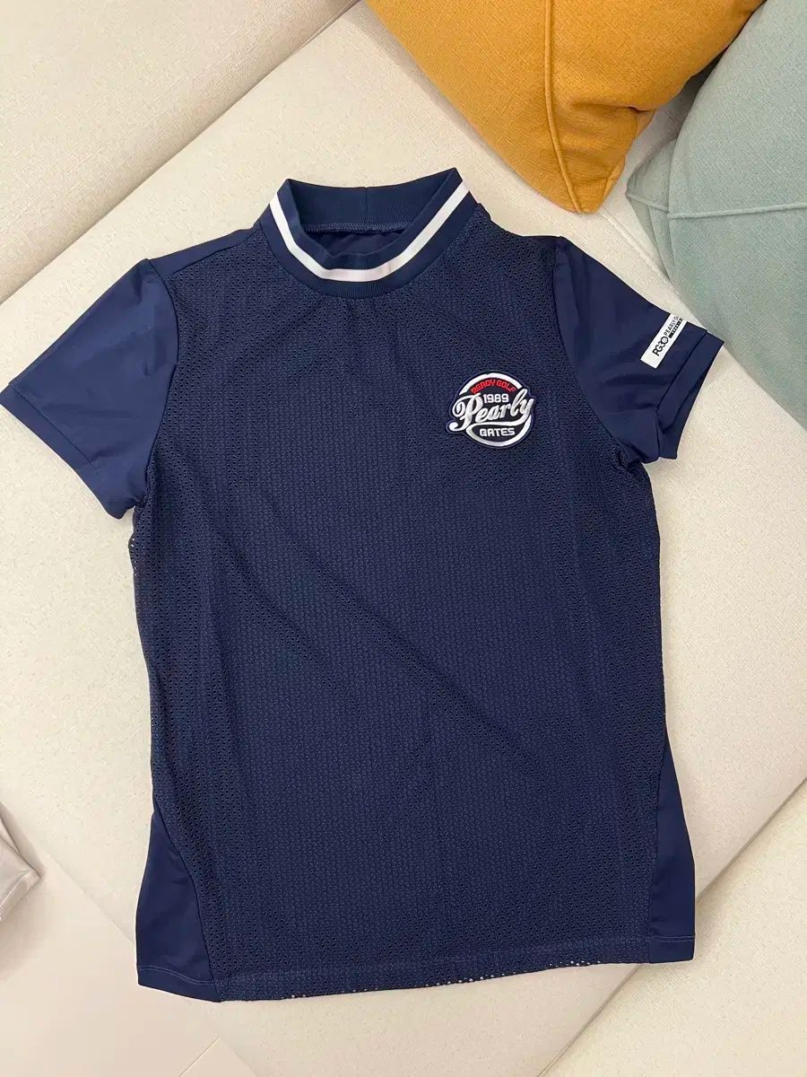 PEARLY GATES(パーリーゲイツ) Tシャツ 2 サイズ （ s ー m 推奨