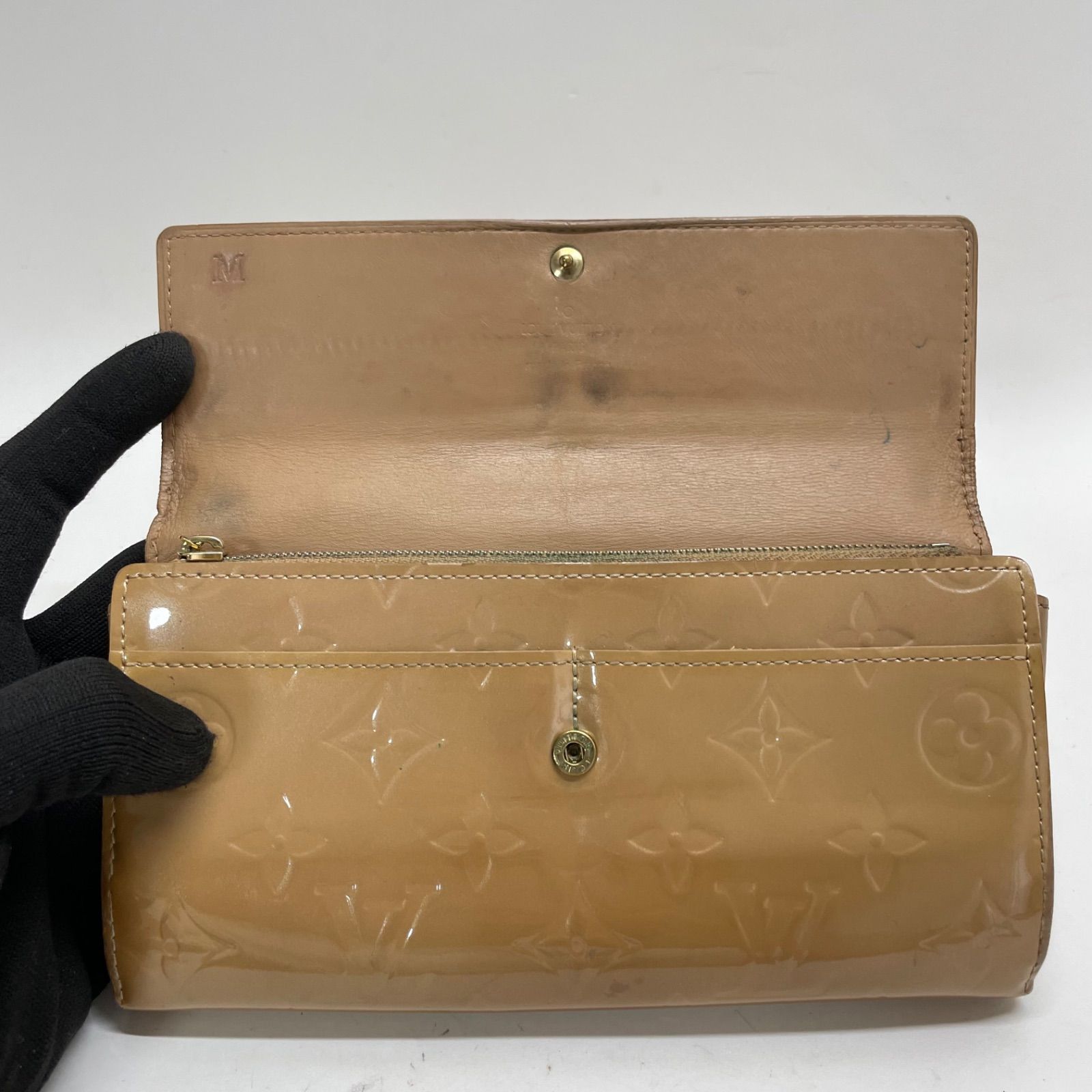 2279 LOUIS VUITTON ルイヴィトン ヴェルニ 長財布