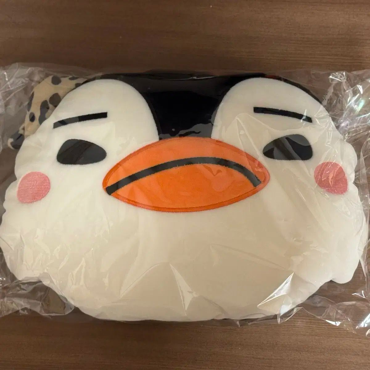 ペンペン PenPen ネックピロー 首枕 イ ジュノ LEE JUNHO 2PM グッズ