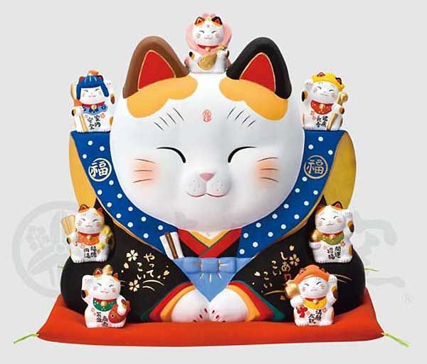 お福さん招き猫 錦彩七福神招き猫(20号) – 中外陶園オンラインストア