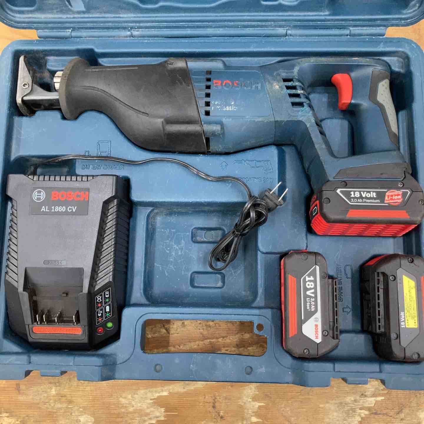品 ボッシュ BOSCH 18Vコードレスセーバーソー GSA18V-LI バッテリー3個付き 柏店