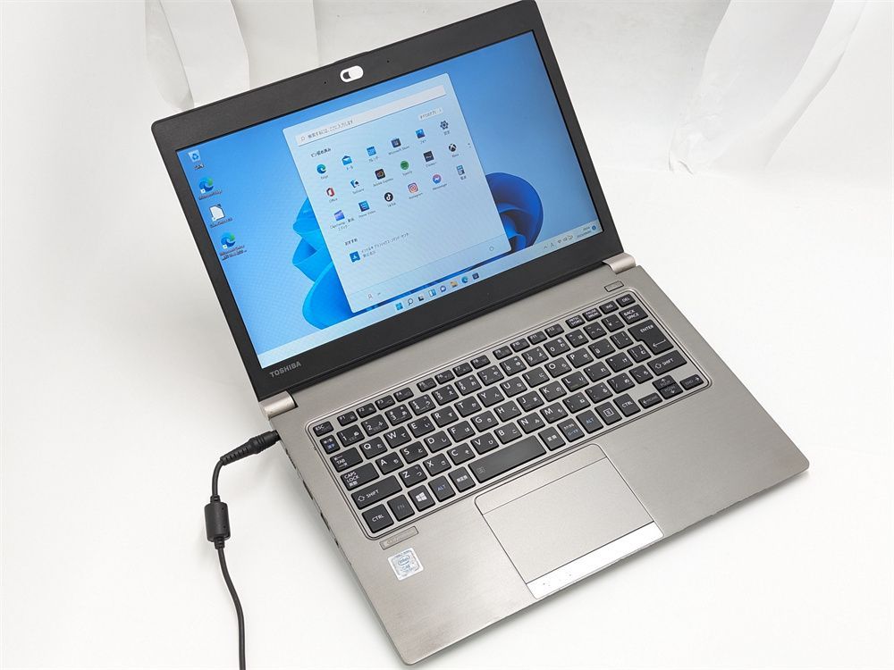 送料込 おまけ有り 高速SSD 13.3型 軽量薄型 中古ノートパソコン 第7 