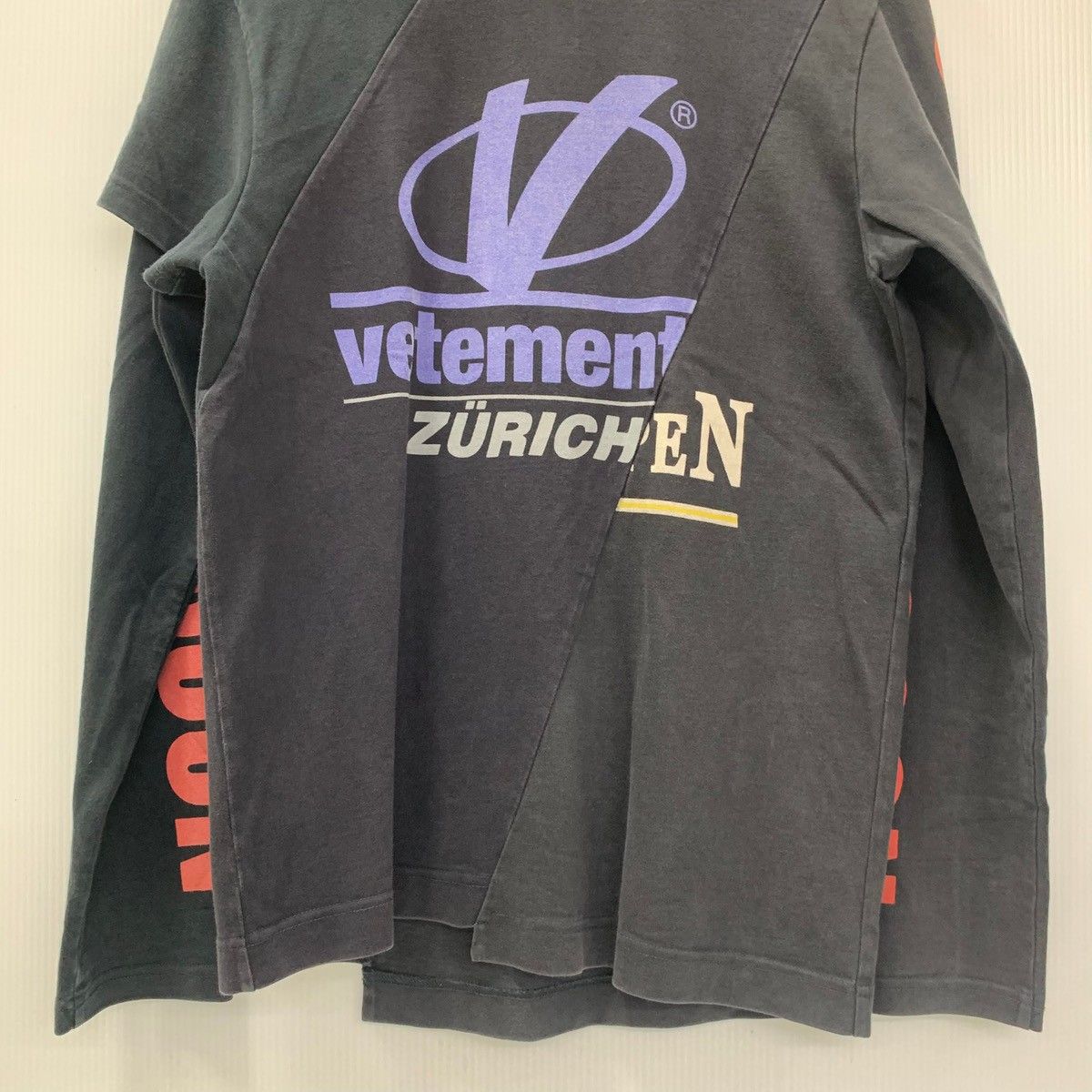 ヴェトモン VETEMENTS 18SS 再構築 ロンT 長袖カットソー 黒XS