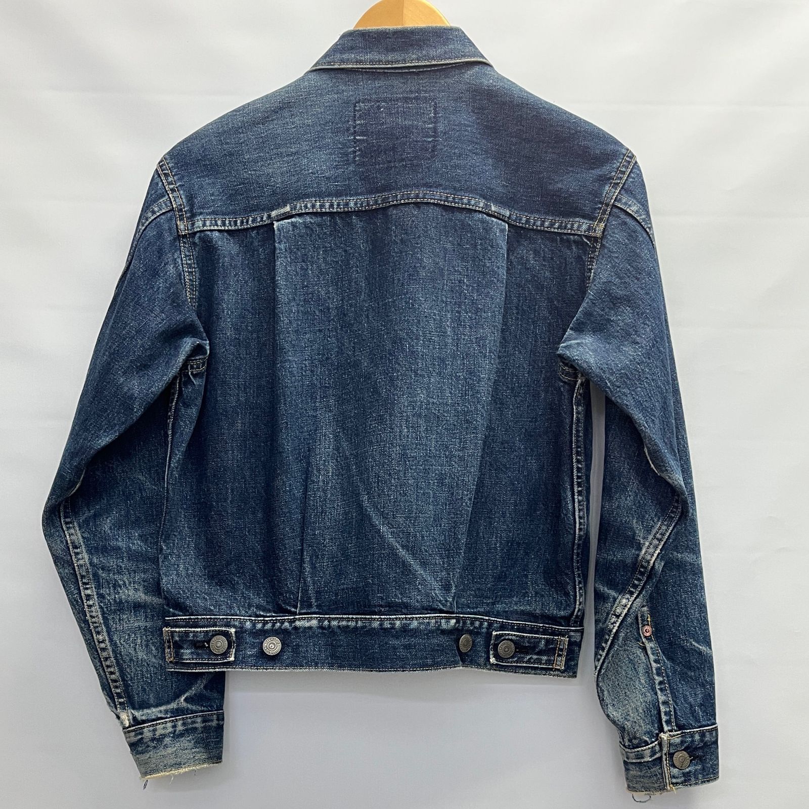 浜館75-1943】 【店舗併売品】 Levi