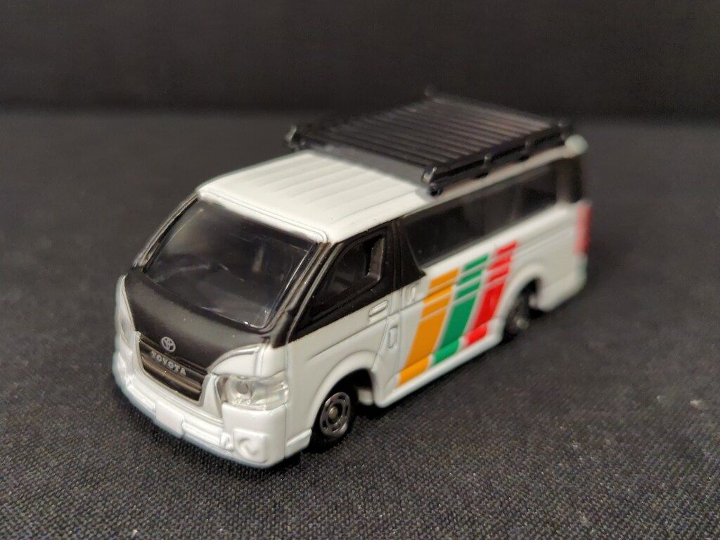 タカラトミー トミカ カラフルコレクション 2022 トヨタ