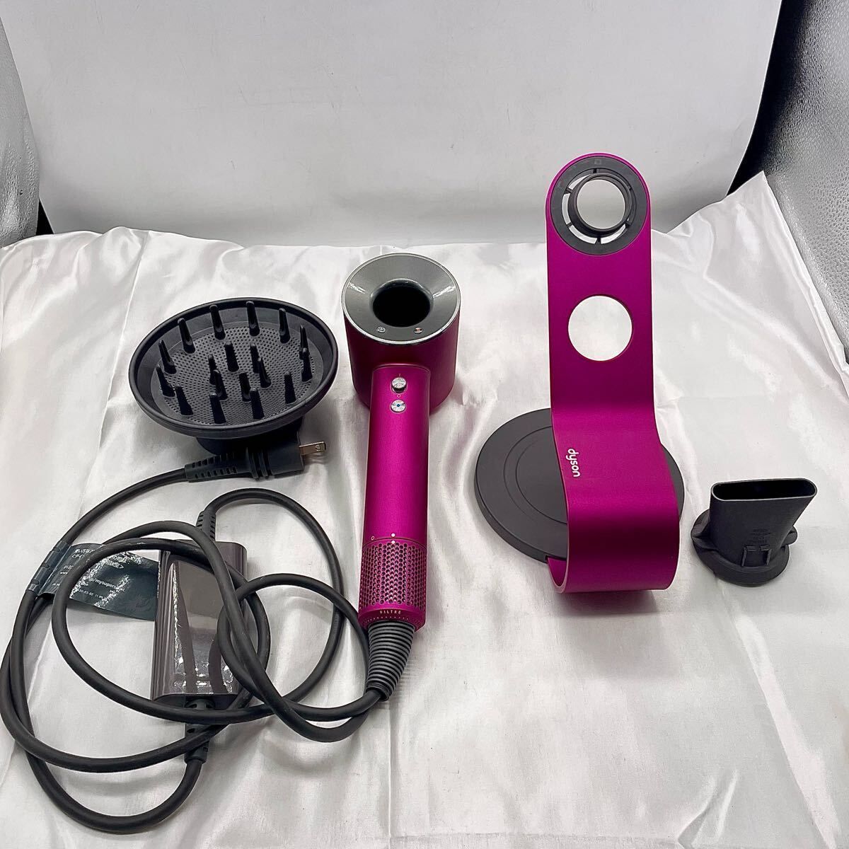 動作良好】Dyson ダイソン HD08 ドライヤー フューシャピンク