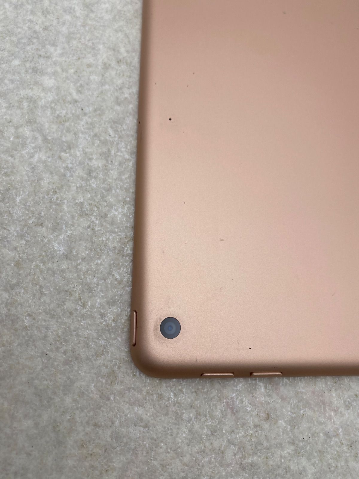 バッテリー残90 iPad 第6世代 32GB Wi-Fiモデル A1893 アクティベーションロック解除済み 返金保証付き･ VETTDRUCK_DE