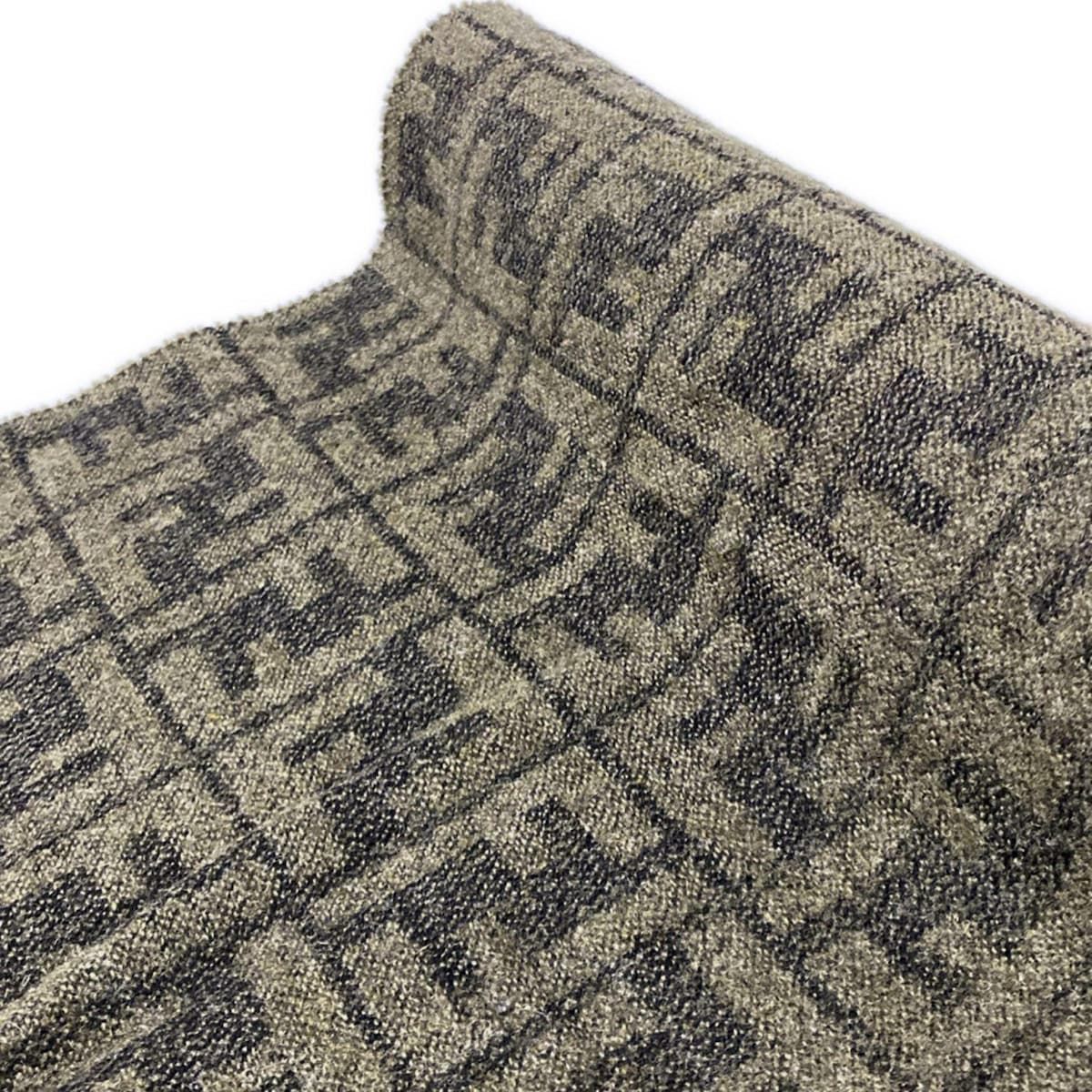 美品　フェンディ　マフラー　ズッカ柄　ブラウン　FENDI ウール　C1 FENDI(フェンディ) マフラー - ダークブラウン×黒 ズッカ柄