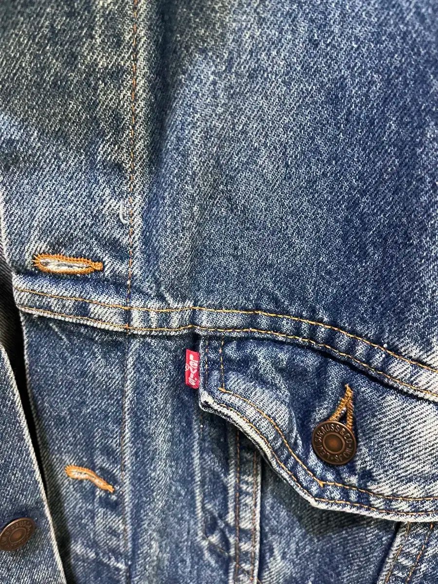 リーバイス 刺繍 デニムジャケット