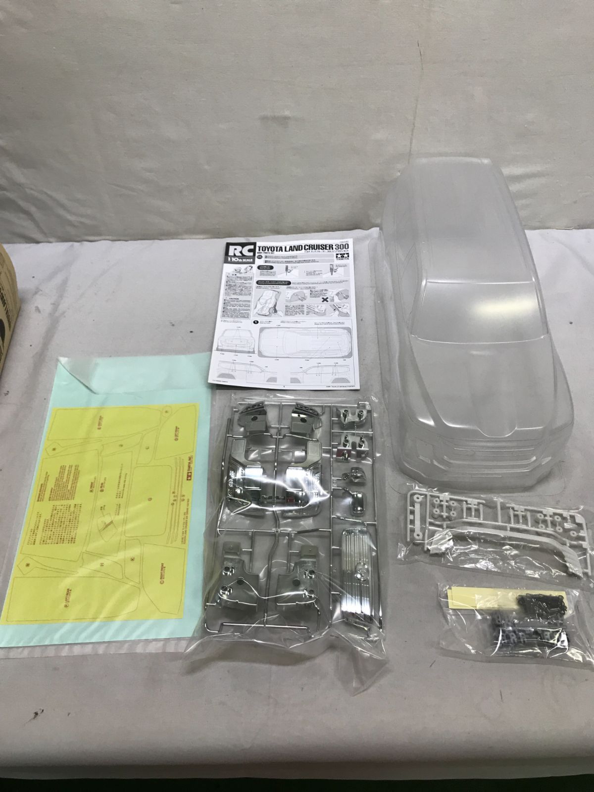 【未開封品】タミヤ SP1691 1/10 トヨタ ランドクルーザー 300 スペアボディセット 810 - メルカリ