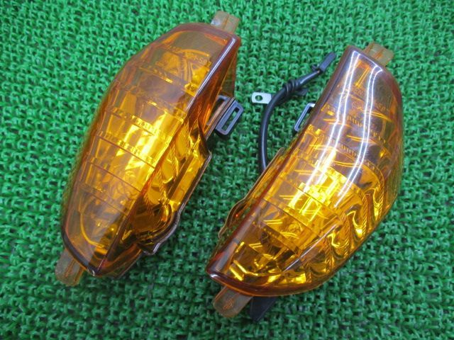 フォルツァ フロントウインカー 左右 1121-597 ホンダ 純正 中古 バイク 部品 割れ欠け無し そのまま使える MF10 車検 Genuine