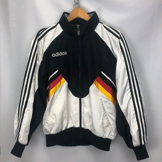 1990s vintage adidas ドイツ代表 ナイロンジャケット 90s】サッカードイツ代表 アディダス刺繍トラックジャケット古着