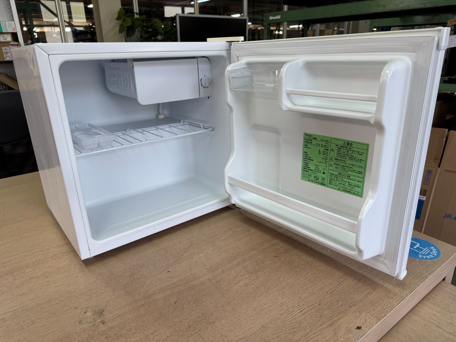 ヤマダ電機　ノンフロン冷蔵庫　YRZ-C05B1 2018年製　ワンドア 2018年 ヤマダ電機 1ドア 冷蔵庫 YRZ-C05B1 | 中古家電と中古