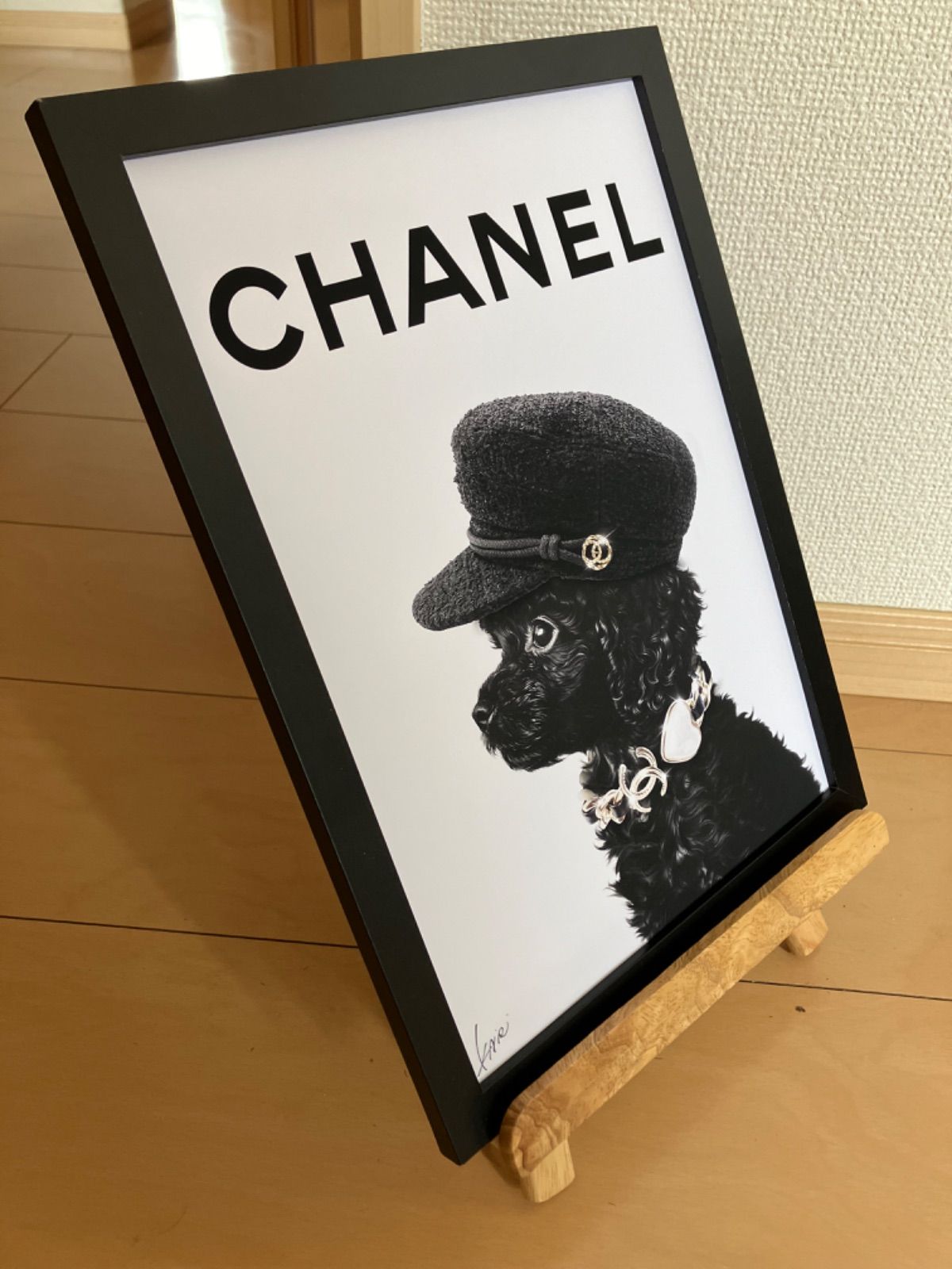 CHANEL type☆A4額装済オマージュアートインテリアポスター#464☆シャネル・ペット・トイプードル - メルカリ