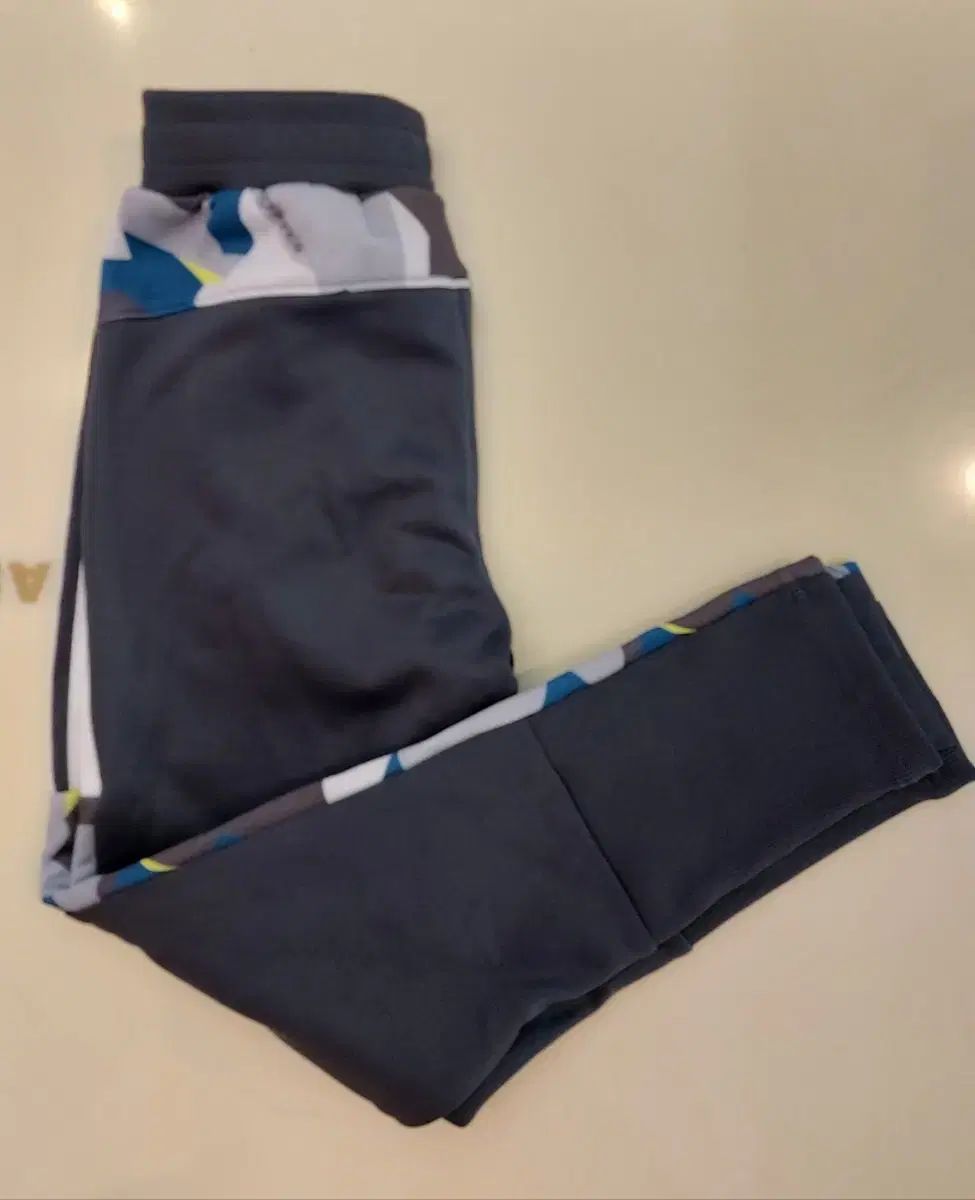 キッズ トレーニングウェア