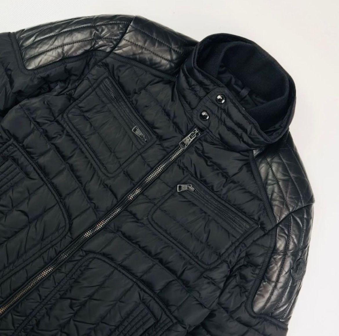 ライダースタイプのモンクレール（BＡHR）です 美品☆MONCLER・モンクレール BAHR メンズ レザーブランドアイコン