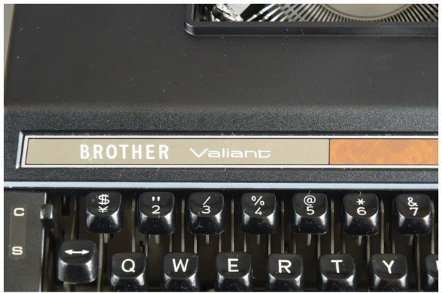 稼働品 昭和レトロ brother タイプライター valiant collection 743