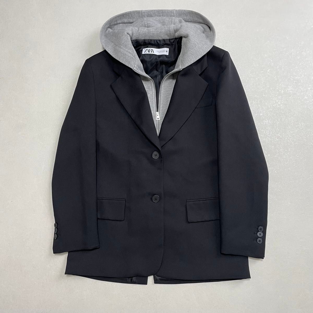 【極美品】ZARA ザラ　完売品コンビブレザーフード　ブラック　S ZARA ザラ コンビブレザーフード ブラック S 完売品 - メルカリ