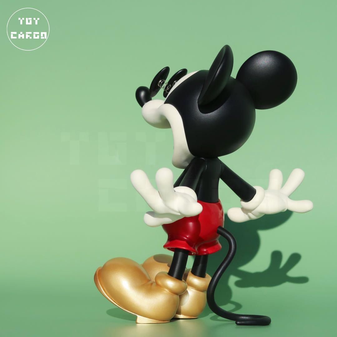 ディズニー ミッキーマウス モニュメント 海外限定 要在庫確認 海外限定 公式 正規品 ミッキーマウス 飛び出る目！ ディズニー