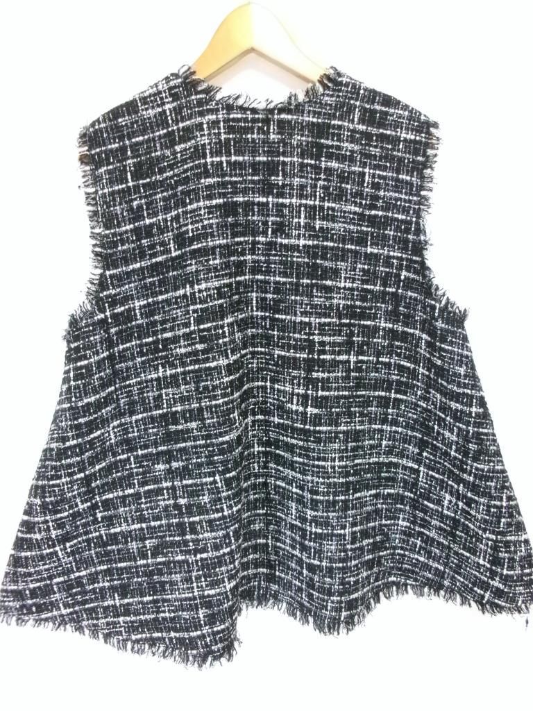 8日までの出品　heve ヘイヴ　名古屋限定　tweedgilet ツイードジレ Heve ヘイブ 名古屋限定 tweed gilet ツイードジレ - メルカリ