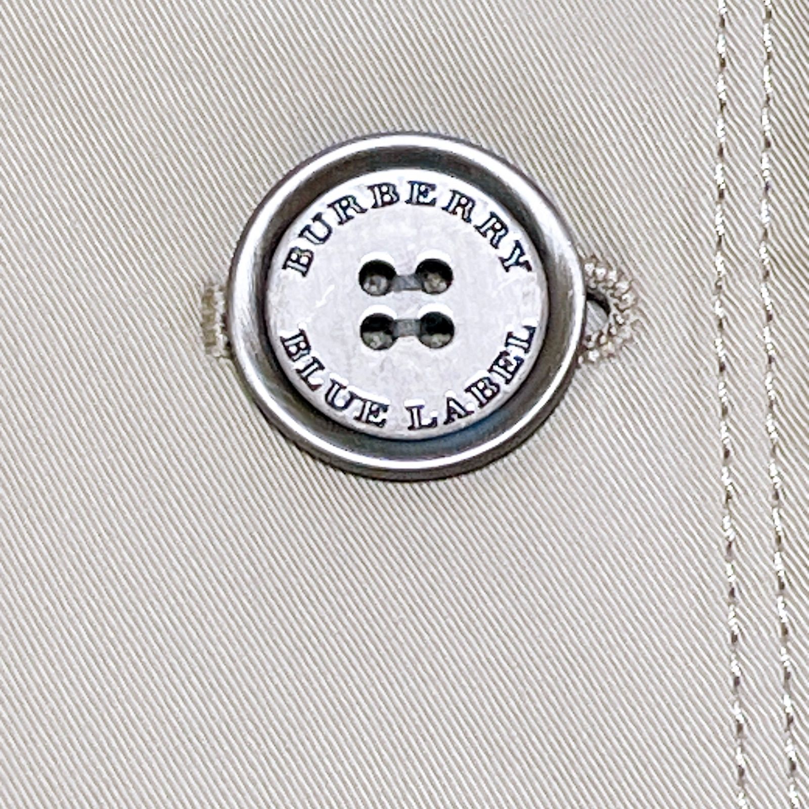 バーバリーブルーレーベル トレンチコート